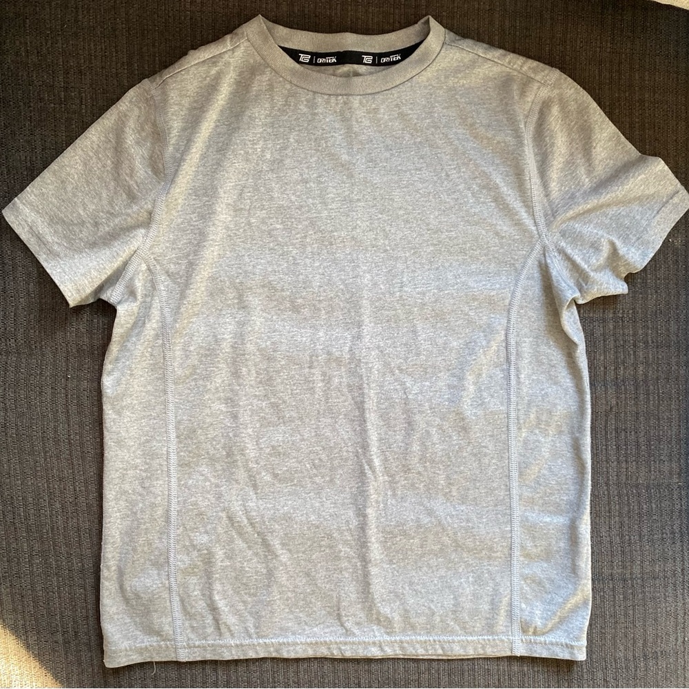 Tek Gear Heather Gray Short Sleeve Tee